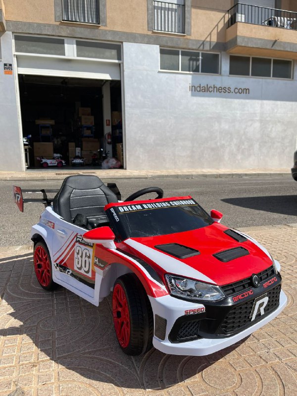 Carro Eléctrico Deportivo Para Niños Montable Con Control Remoto